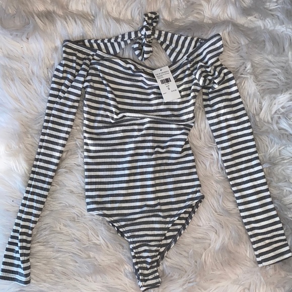 NWT grey and white bodysuit - Picture 3 of 3